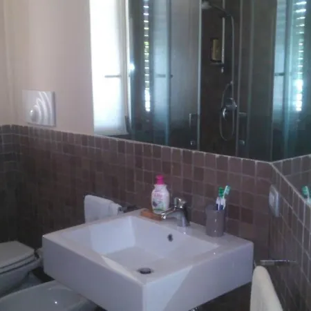 Villa With Access To The Beach Lascari