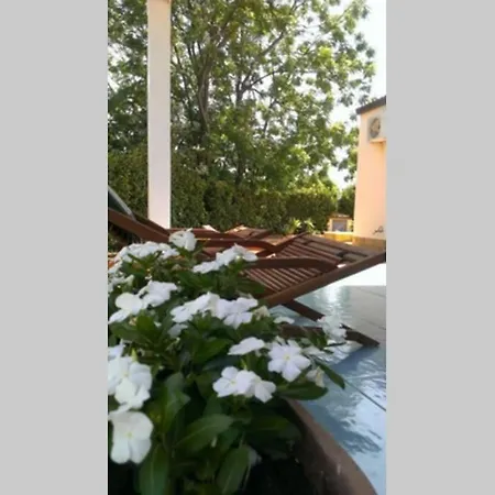 Villa Villa With Access To The Beach